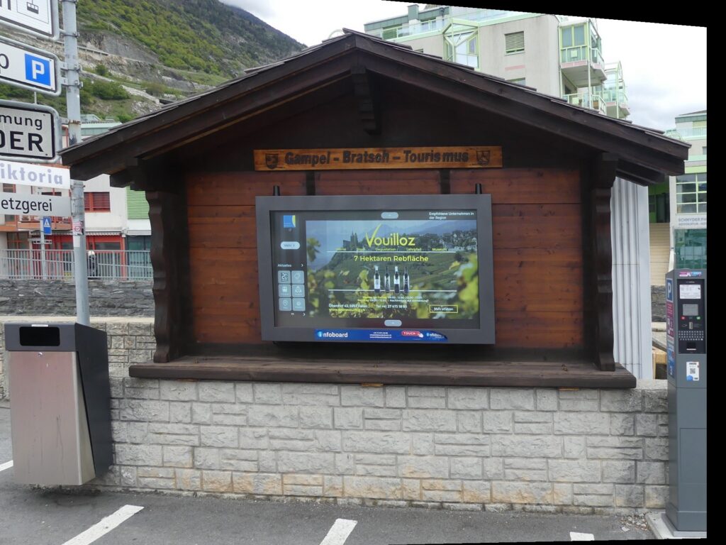 Infoboard-Screen im Ortszentrum – Vorschau Ihres Sujets