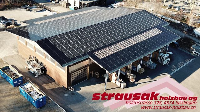 Werbekunde Strausak Holzbau AG